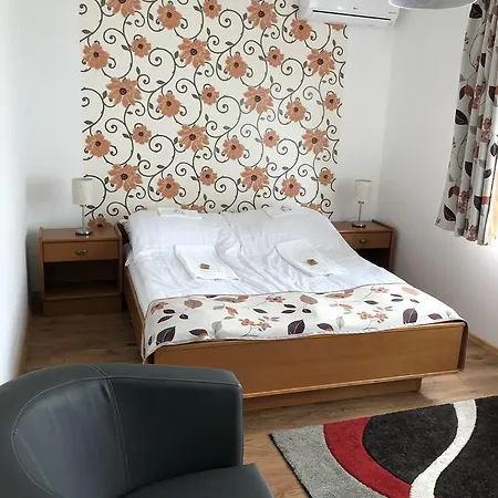 Zoeldteto Panzio Bed and Breakfast 4*