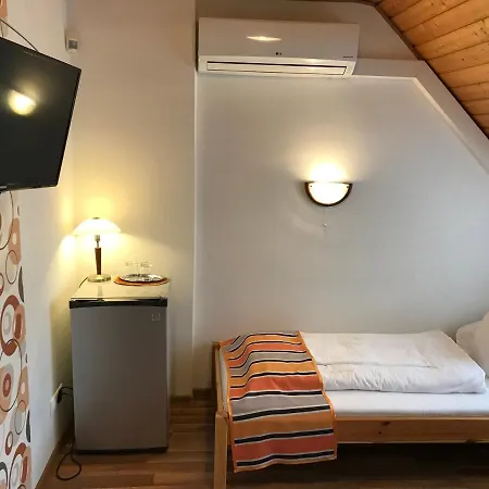 Zoeldteto Panzio Oda ve Kahvaltı