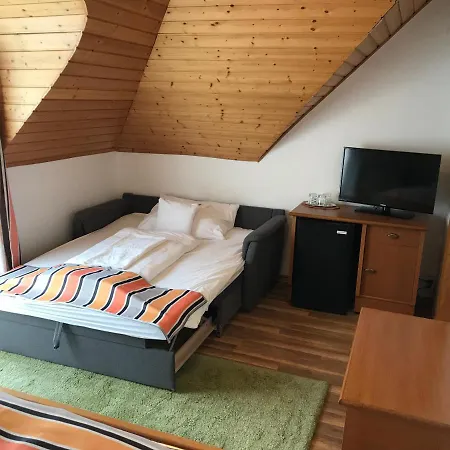 Zoeldteto Panzio Frühstückspension Balatonfüred