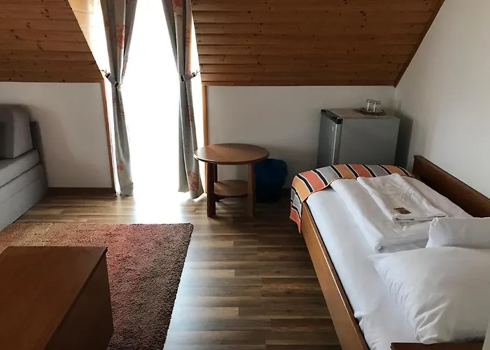 Couette-café Zoeldteto Panzio Balatonfüred